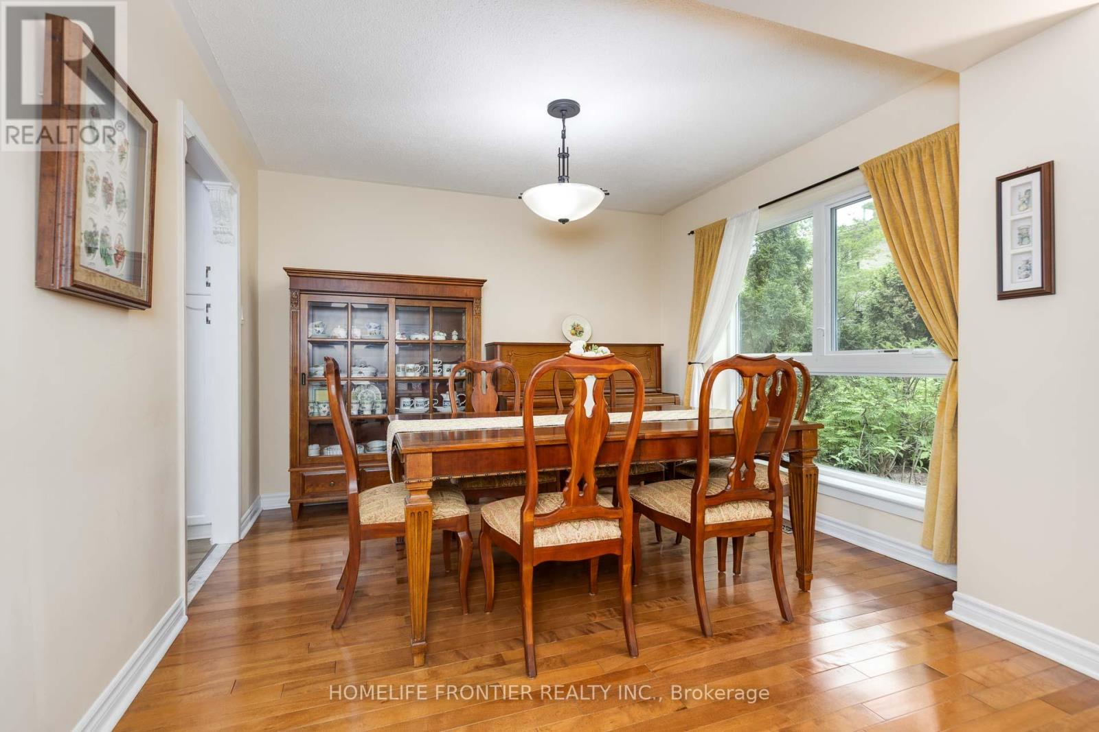 21 Cartwheel Mill Way, Toronto, Ontario  M2L 1P5 - Photo 16 - C12189307