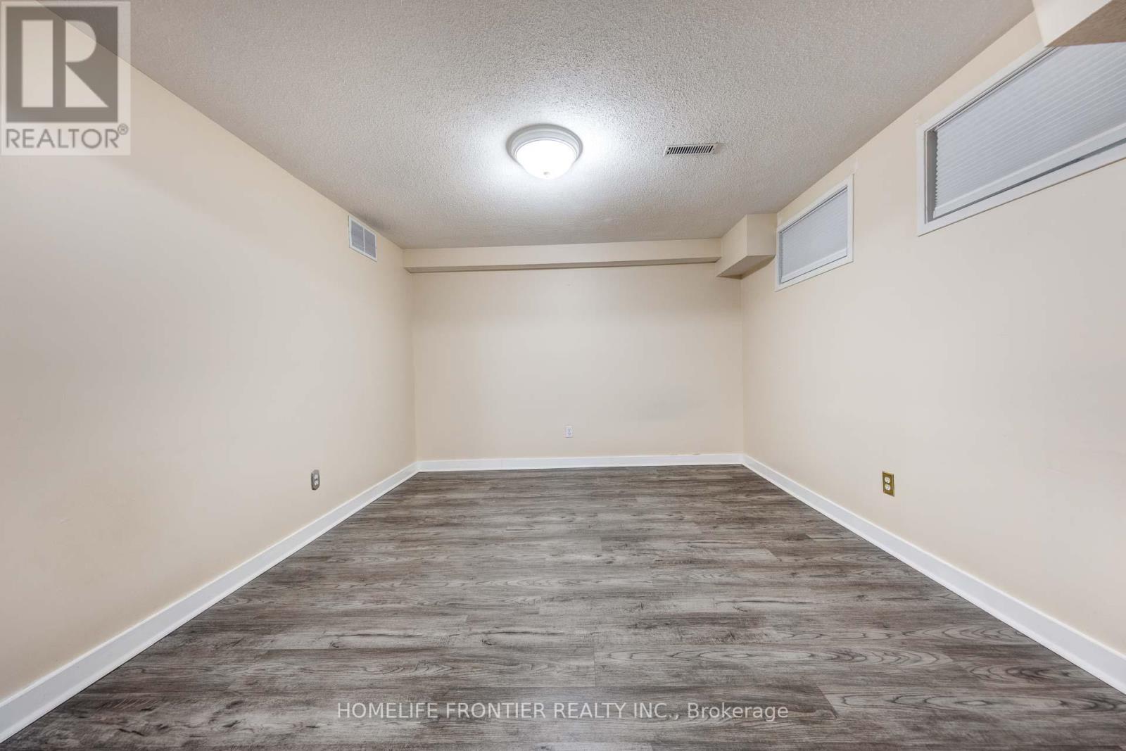 21 Cartwheel Mill Way, Toronto, Ontario  M2L 1P5 - Photo 32 - C12189307