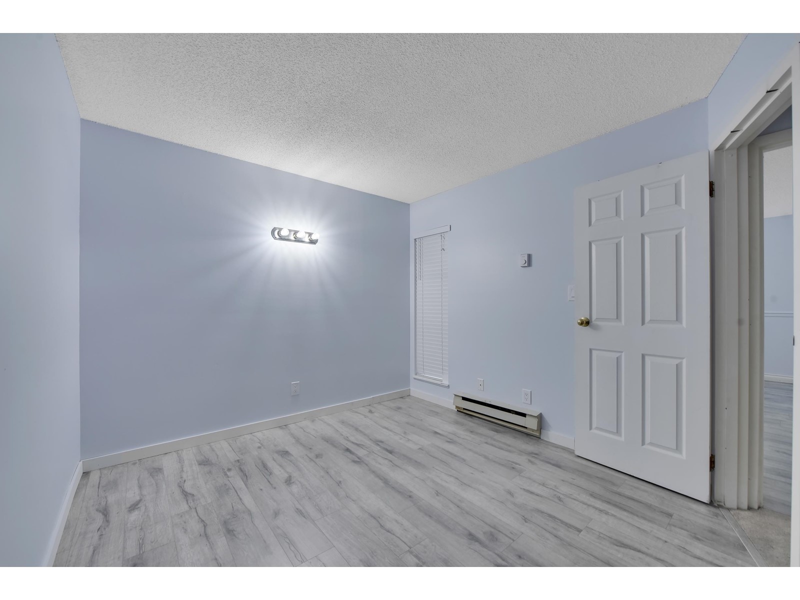 203 7064 133b Street, Surrey, British Columbia  V3W 8A4 - Photo 17 - R3009640