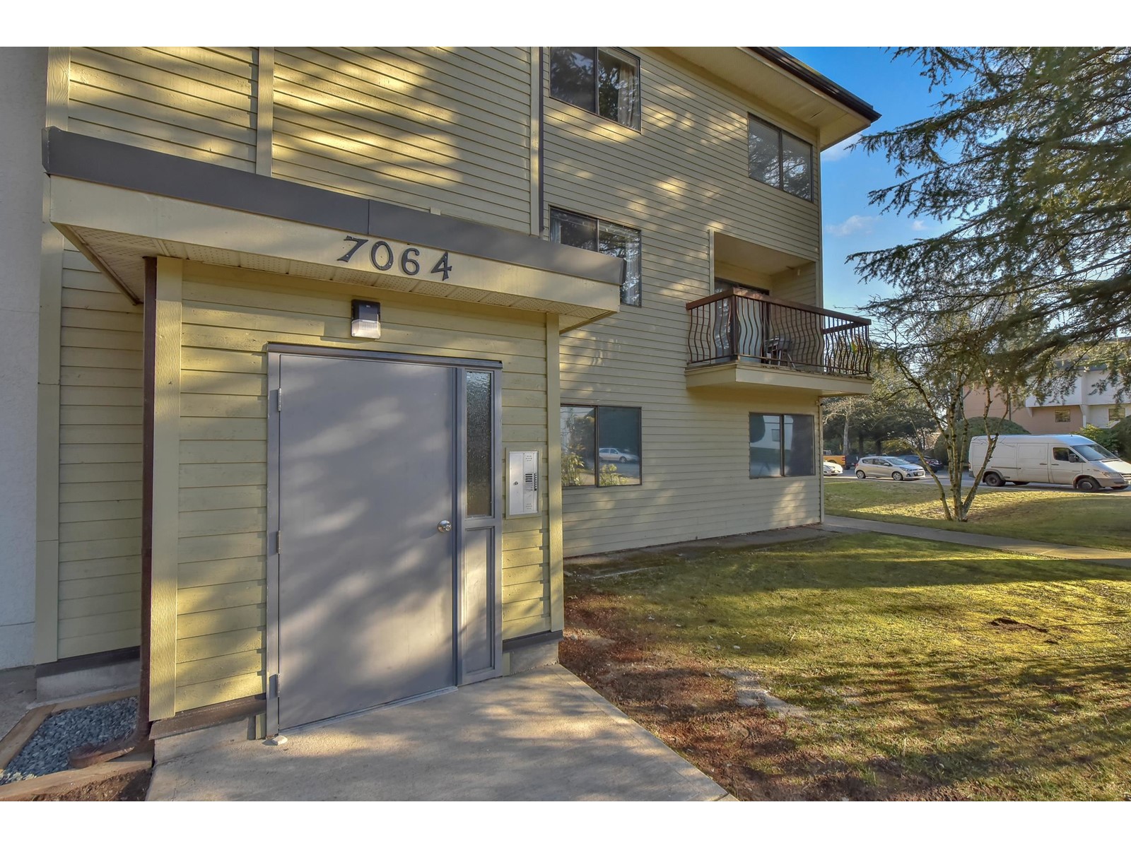203 7064 133b Street, Surrey, British Columbia  V3W 8A4 - Photo 34 - R3009640
