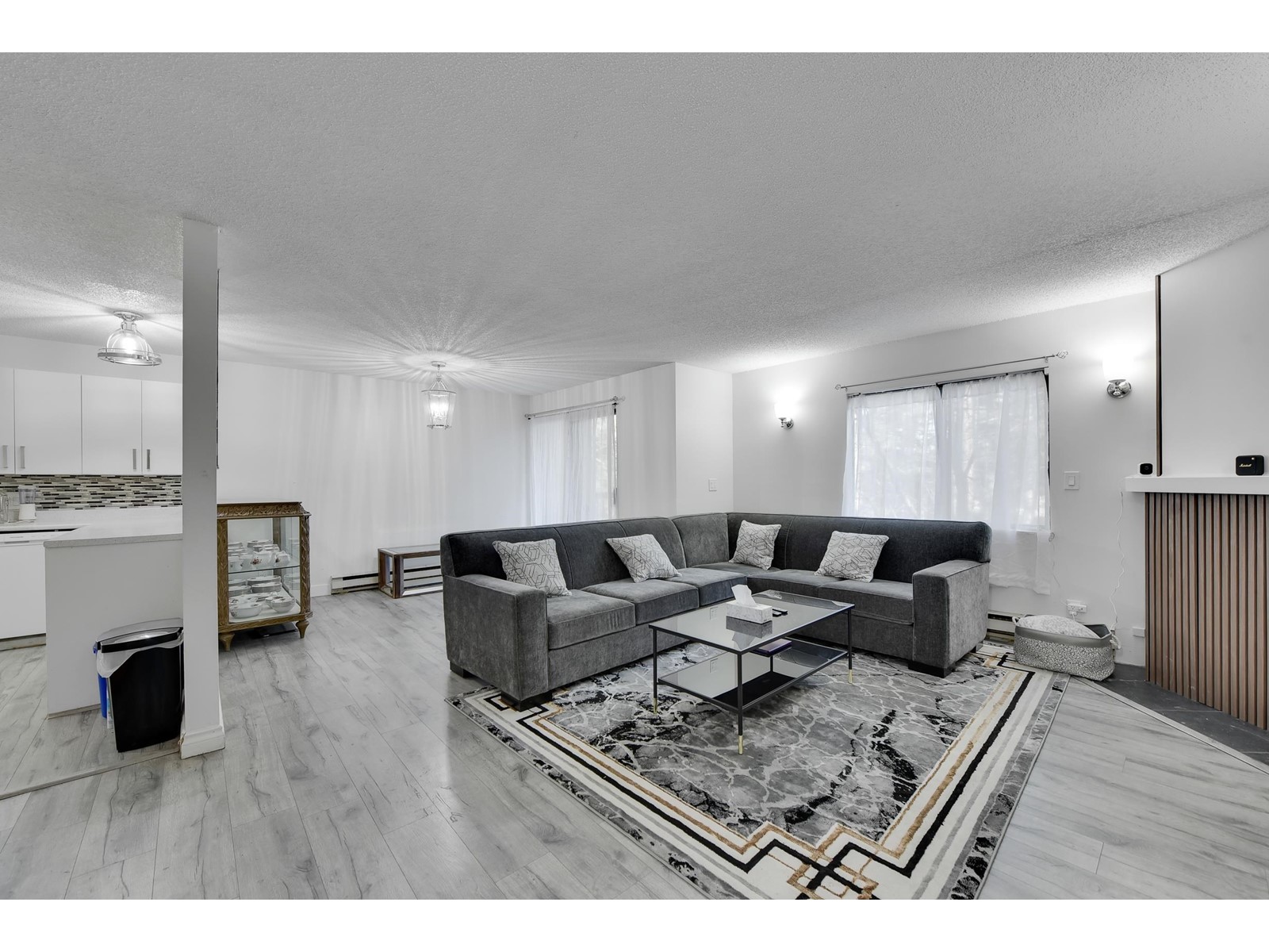 203 7064 133b Street, Surrey, British Columbia  V3W 8A4 - Photo 6 - R3009640