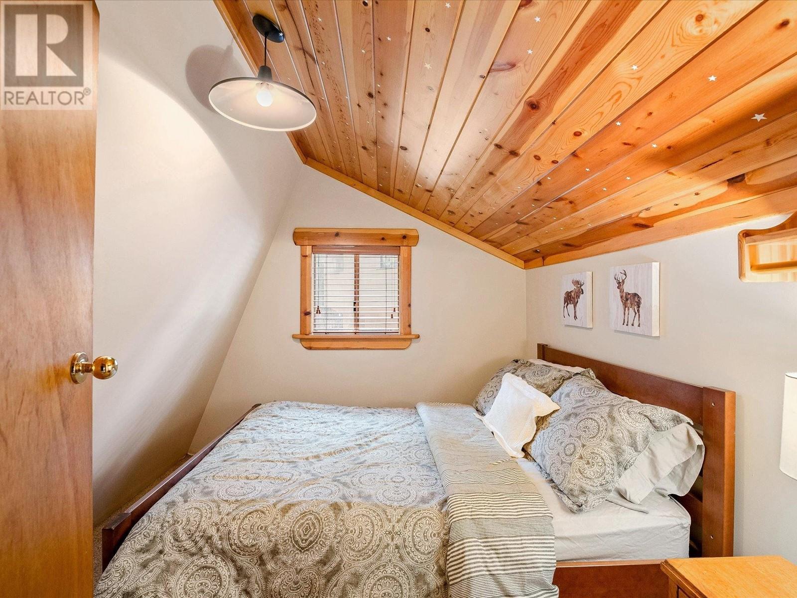 6554 Balsam Way, Whistler, British Columbia  V8E 0C5 - Photo 17 - R3010085