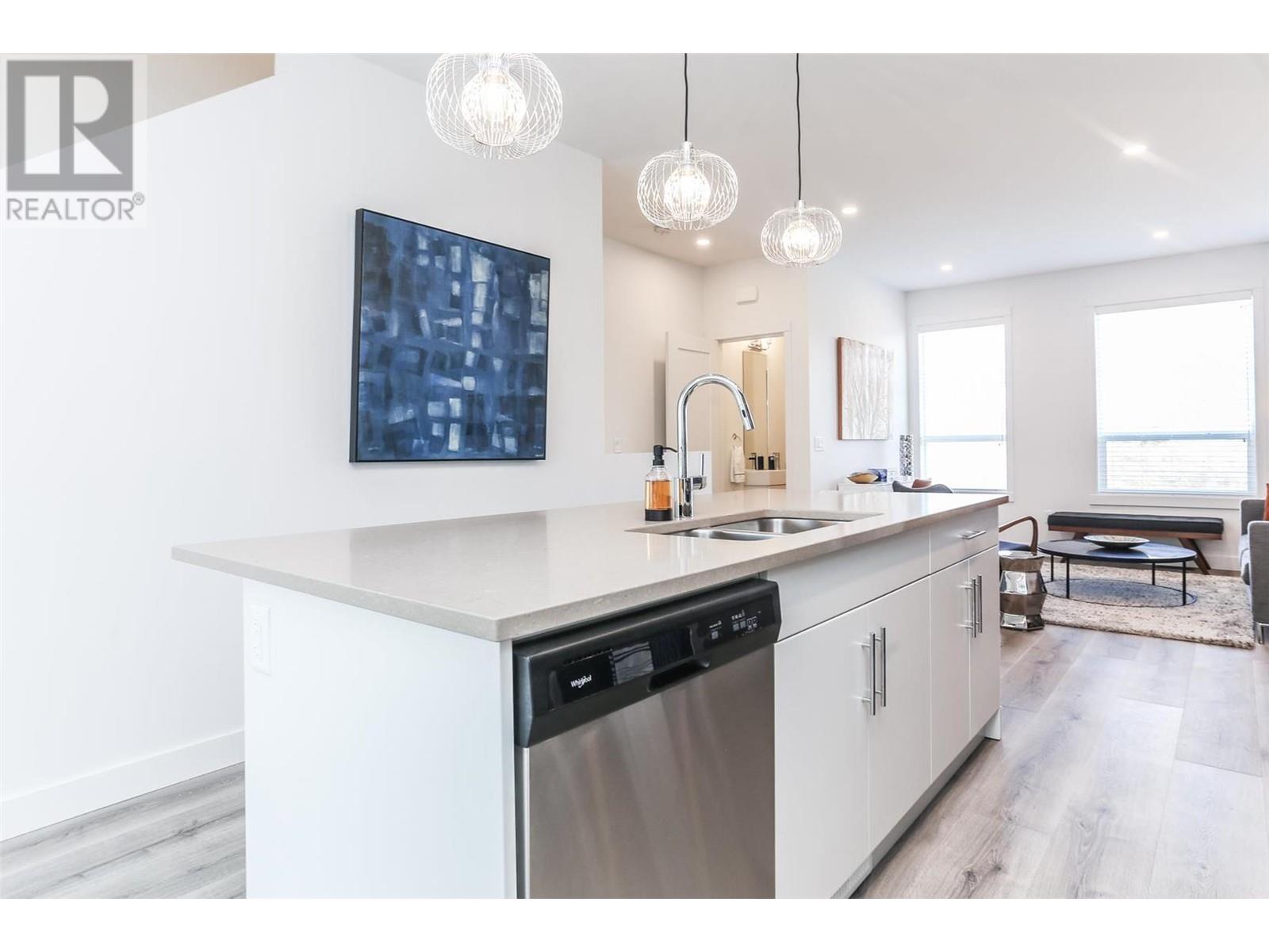 610 Academy Way Unit# 101, Kelowna, BC V1V0H2