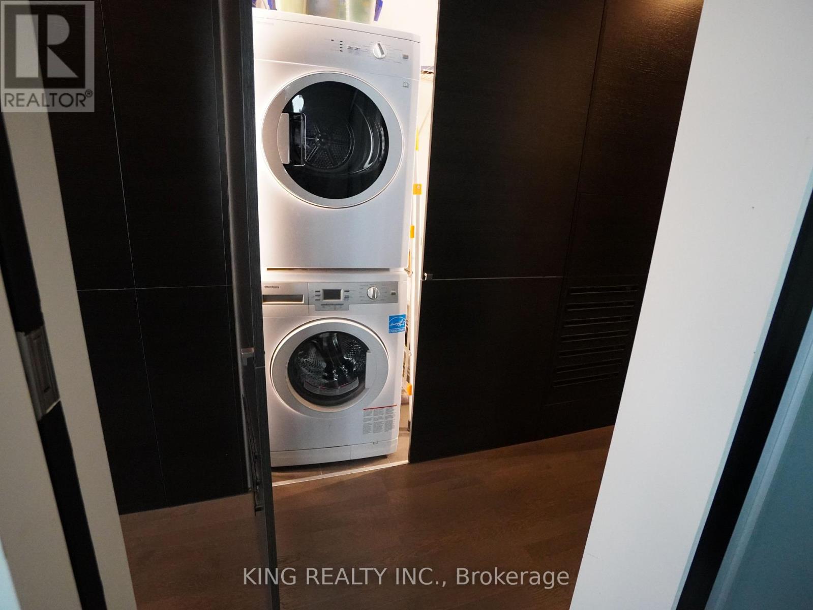 38 Stewart Street, Toronto, Ontario  M5V 0H1 - Photo 18 - C12190674