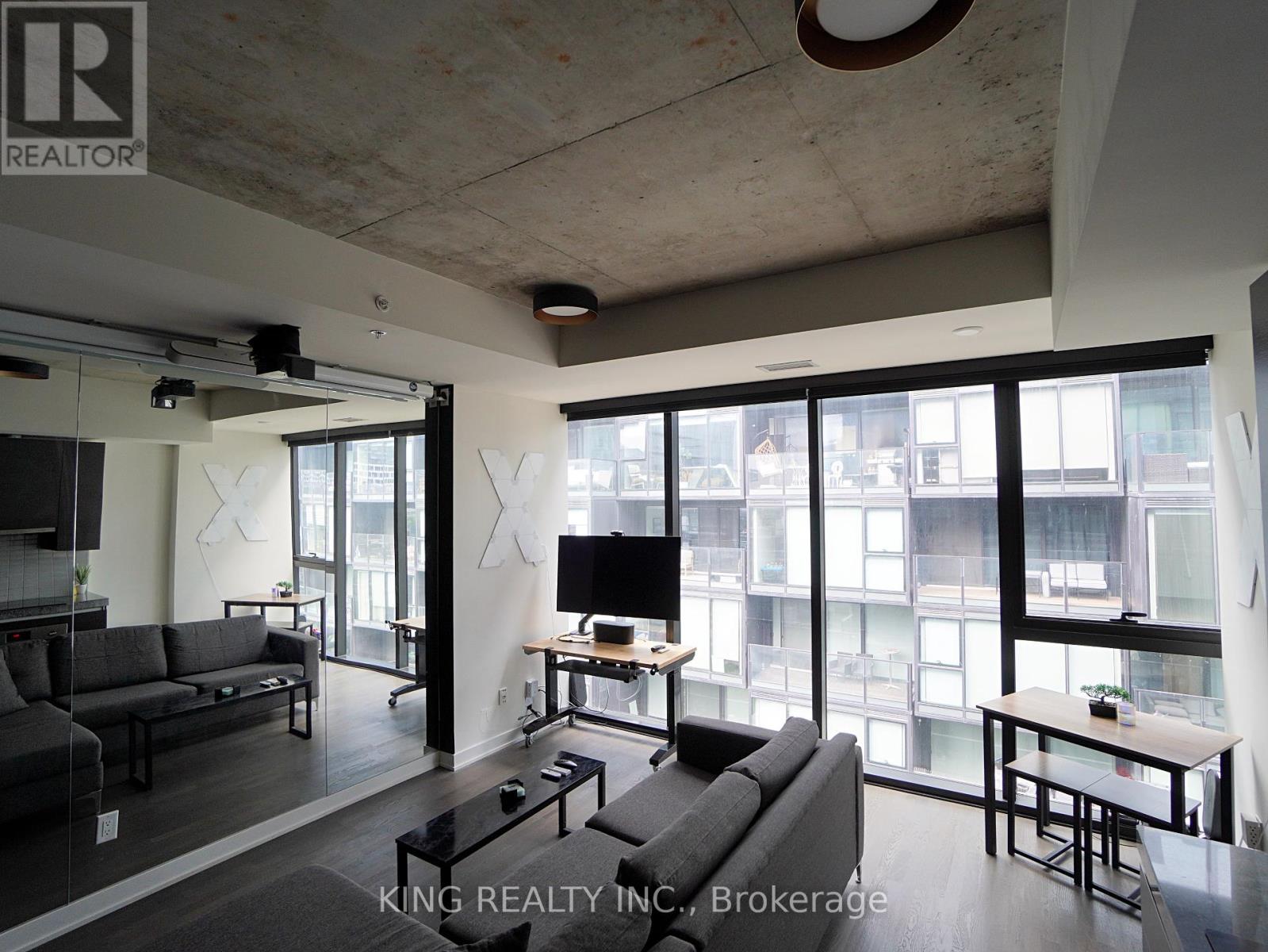 38 Stewart Street, Toronto, Ontario  M5V 0H1 - Photo 3 - C12190674
