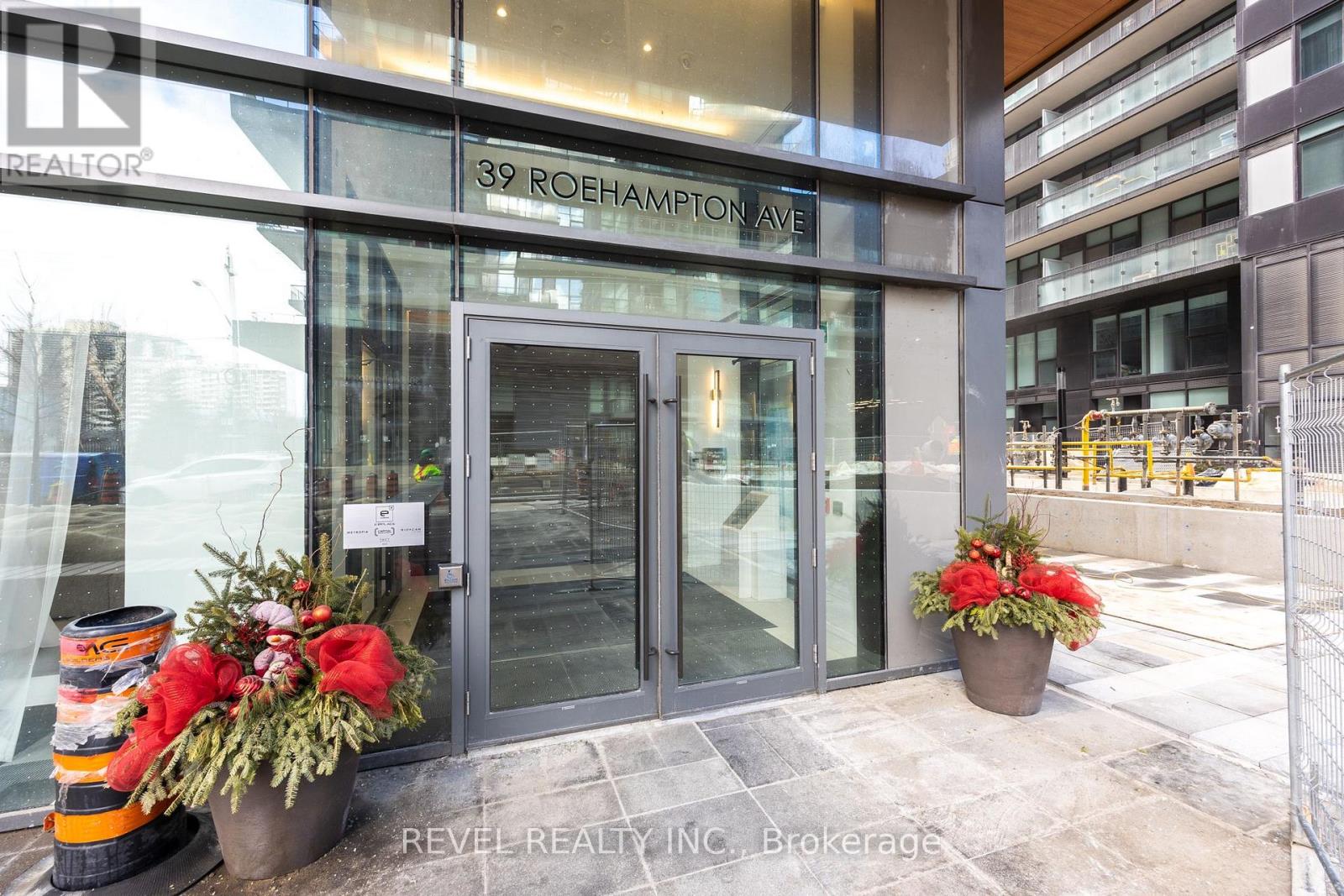 1210 - 39 Roehampton Avenue, Toronto, Ontario  M4P 1P9 - Photo 2 - C12190681