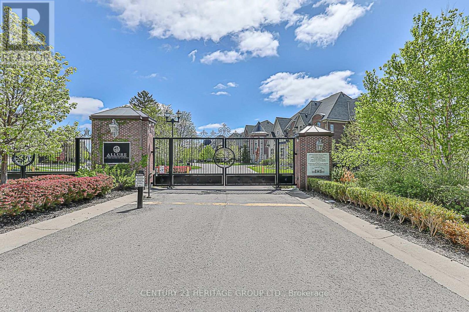 Property at 15 DAVINA CIRCLE image 4