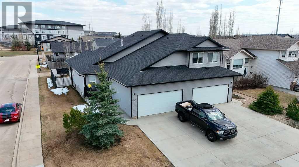 Property at 224 Lindsay Avenue image 1