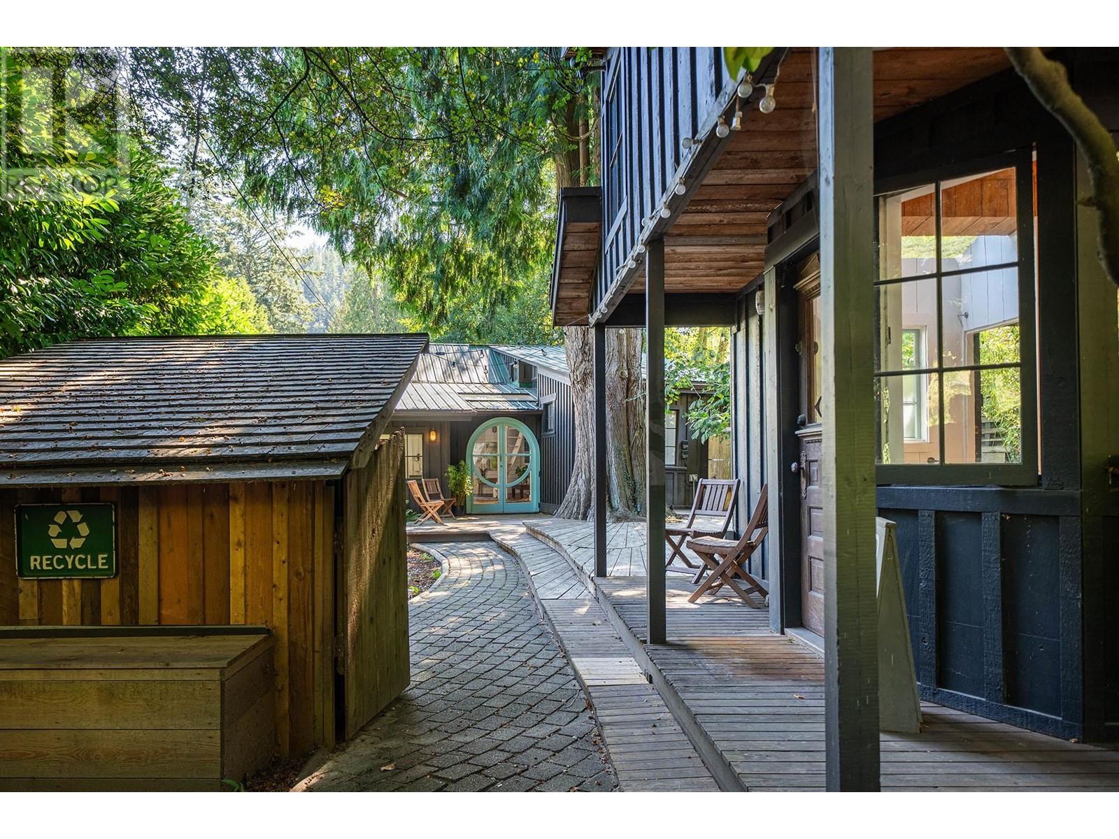 461 Bowen Island Trunk Road, Bowen Island, British Columbia  V0N 1G1 - Photo 28 - R2990373