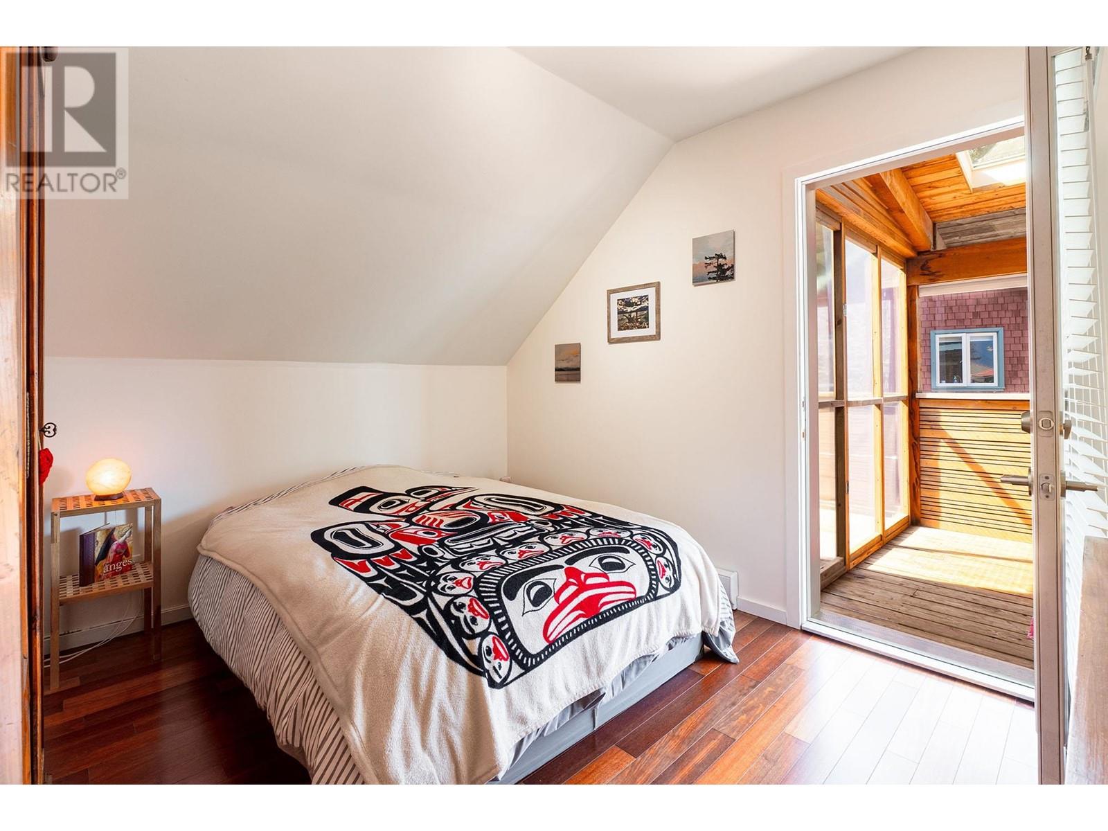 585 Artisan Lane, Bowen Island, British Columbia  V0N 1G2 - Photo 21 - R2987469