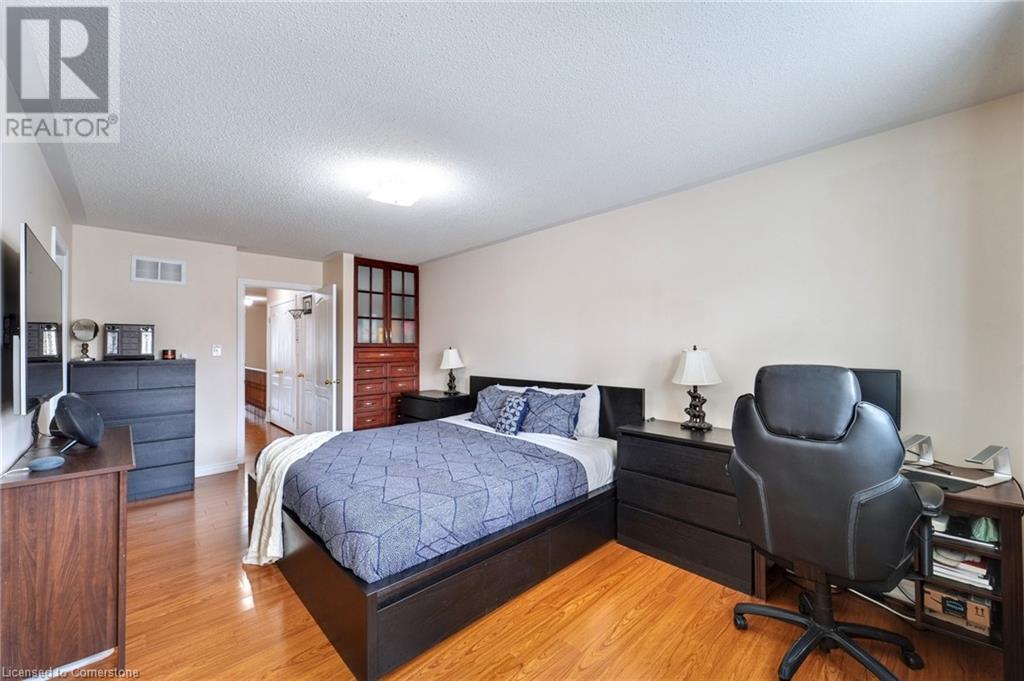 7332 Golden Meadow Court, Mississauga, Ontario  L5W 0B8 - Photo 21 - 40734943