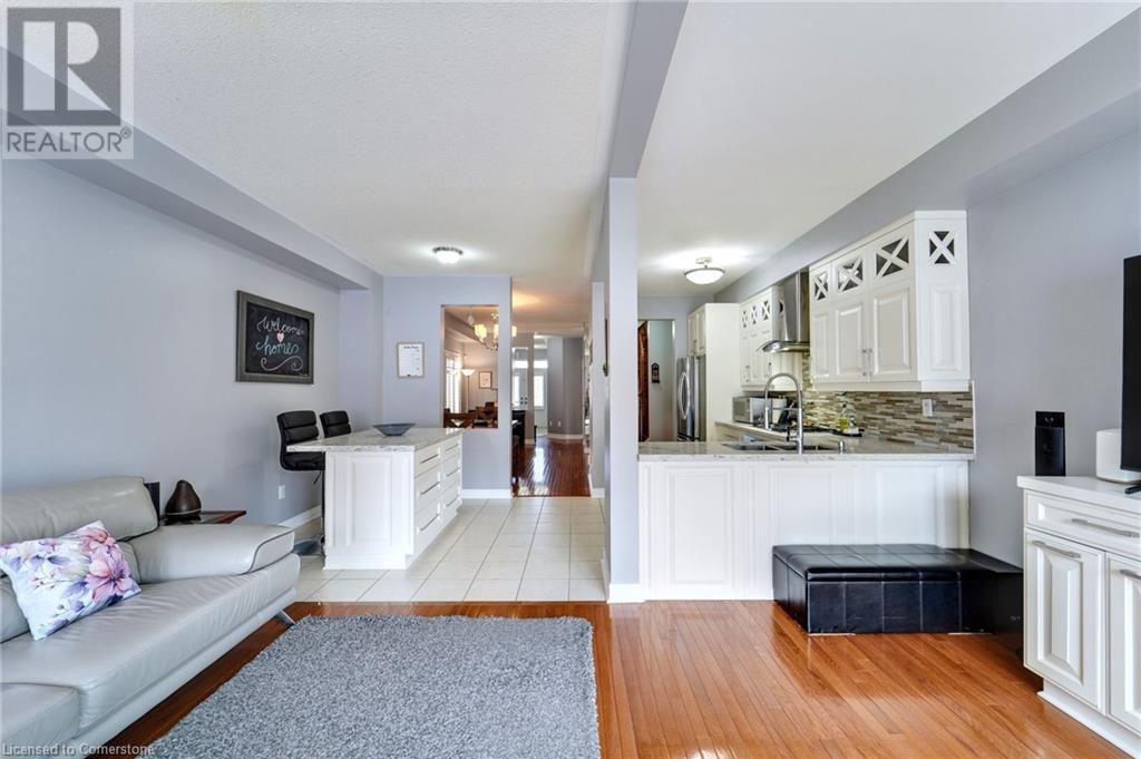7332 Golden Meadow Court, Mississauga, Ontario  L5W 0B8 - Photo 9 - 40734943