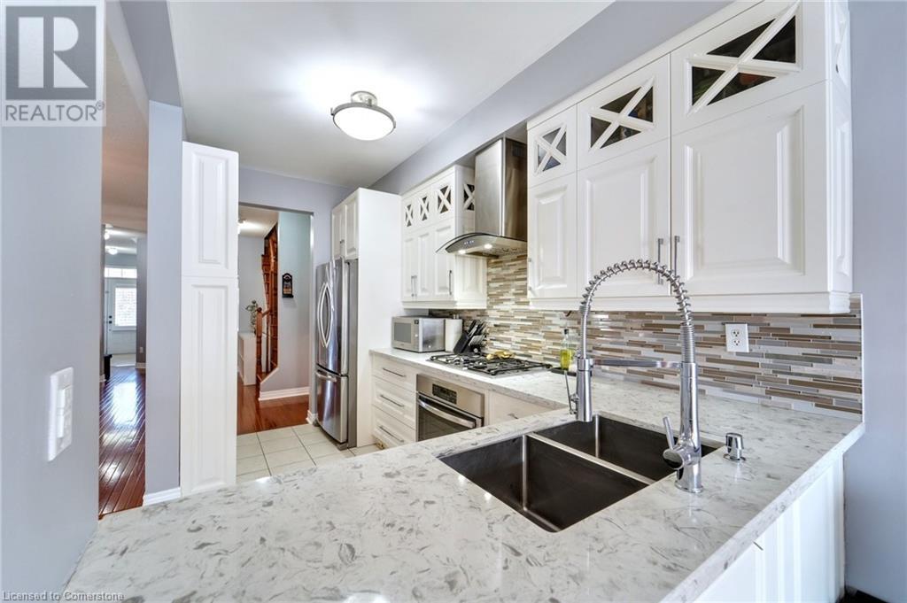 7332 Golden Meadow Court, Mississauga, Ontario  L5W 0B8 - Photo 17 - 40734943