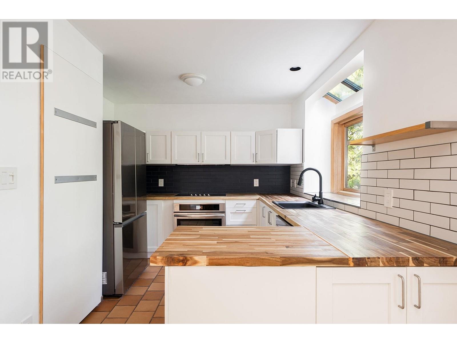 1311 Hillcrest Road, Bowen Island, British Columbia  V0N 1G1 - Photo 12 - R2996184