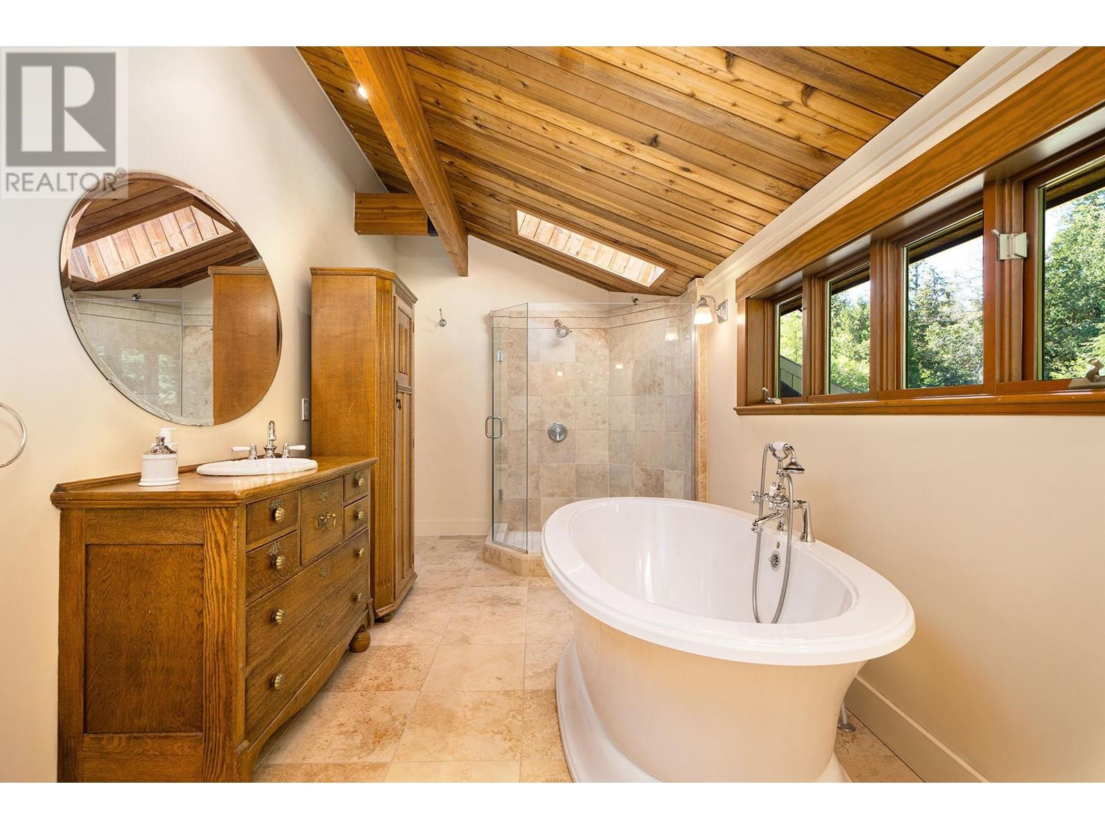 1532 Adams Road, Bowen Island, British Columbia  V0N 1G2 - Photo 29 - R2997610