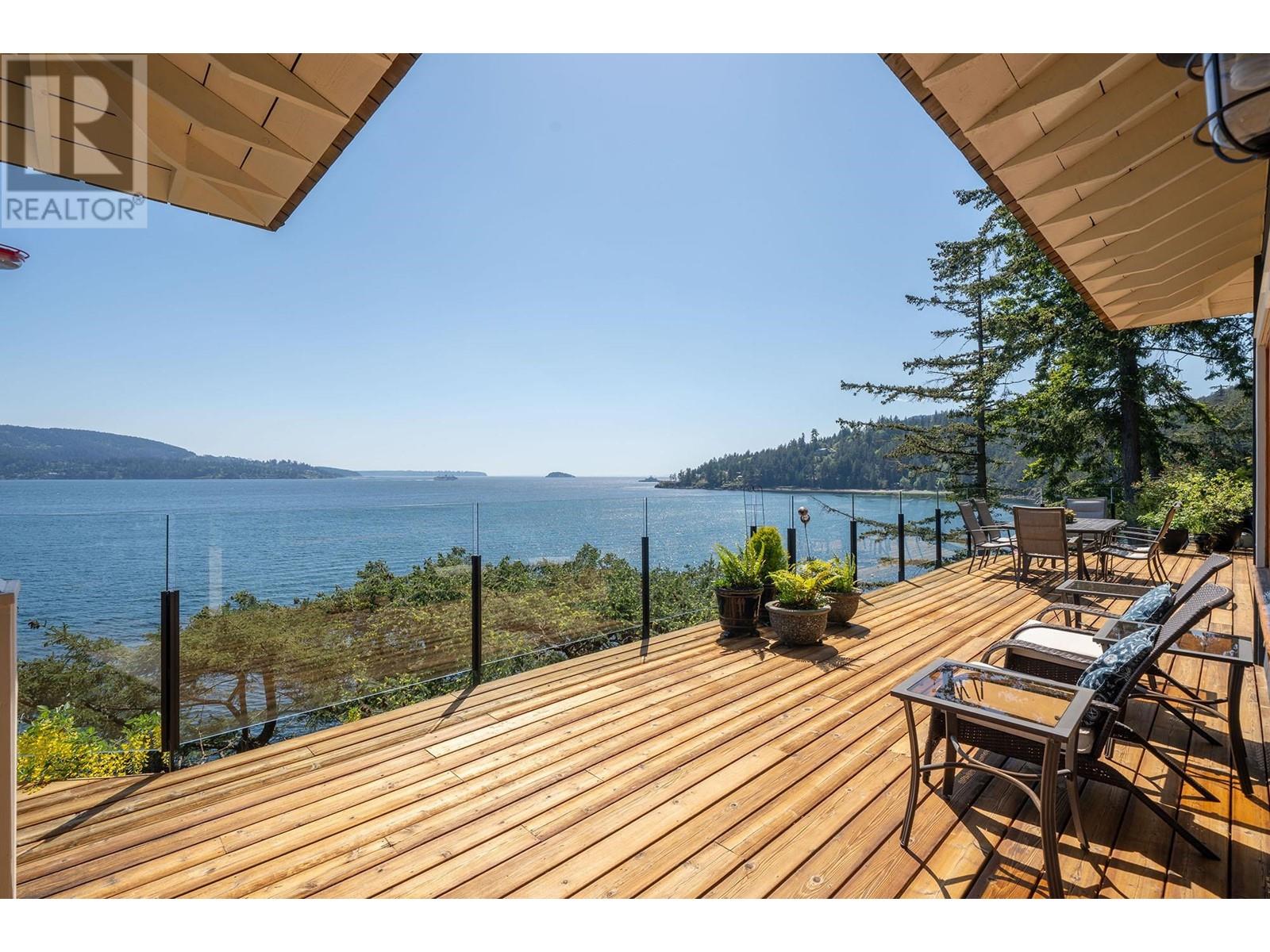 1477 Cleator Road, Bowen Island, British Columbia  V0N 1G1 - Photo 3 - R2999626