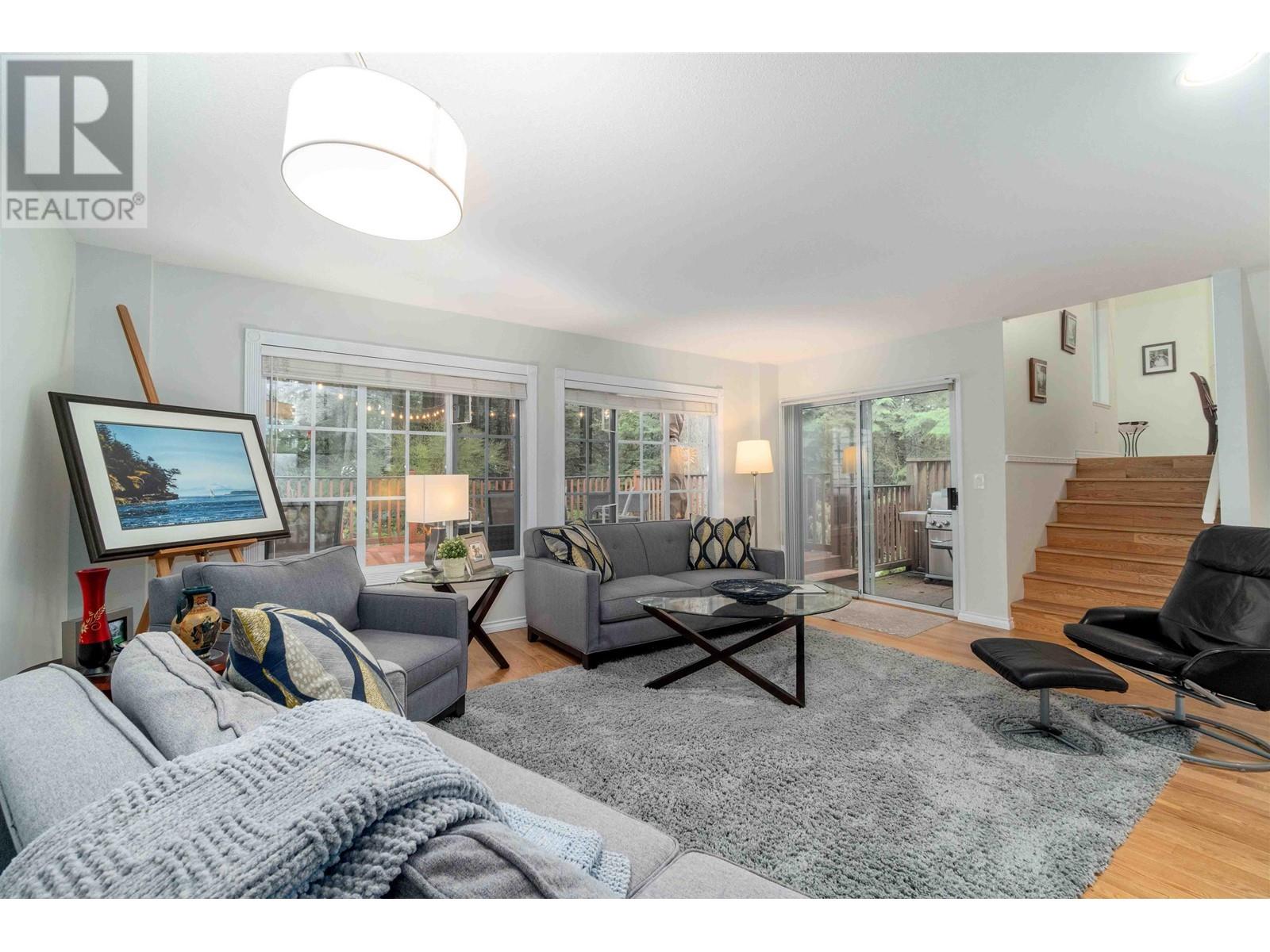 28 Deerwood Place, Port Moody, British Columbia  V3H 4X7 - Photo 3 - R2996009