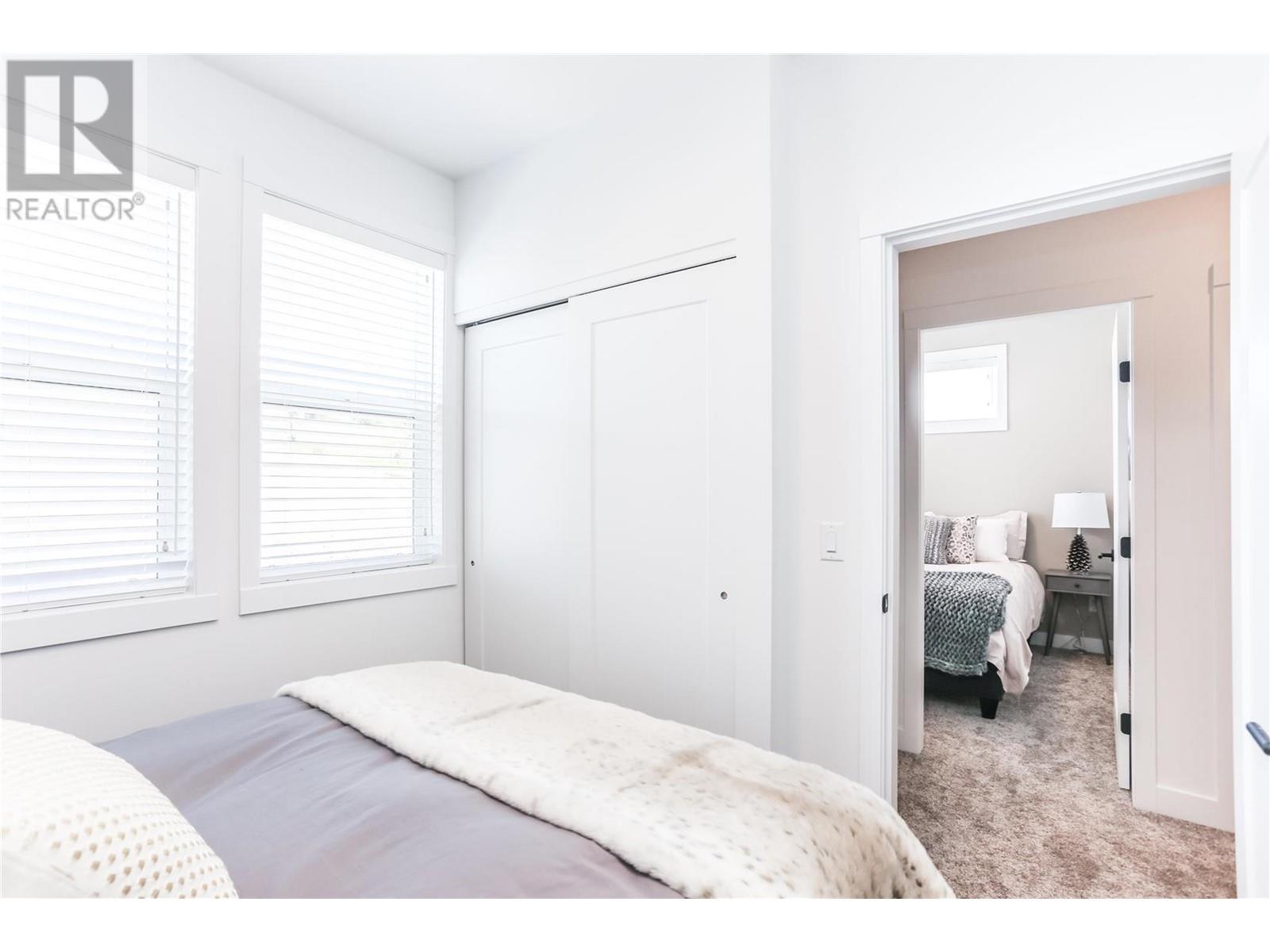 610 Academy Way Unit# 26, Kelowna, BC V1V0E8