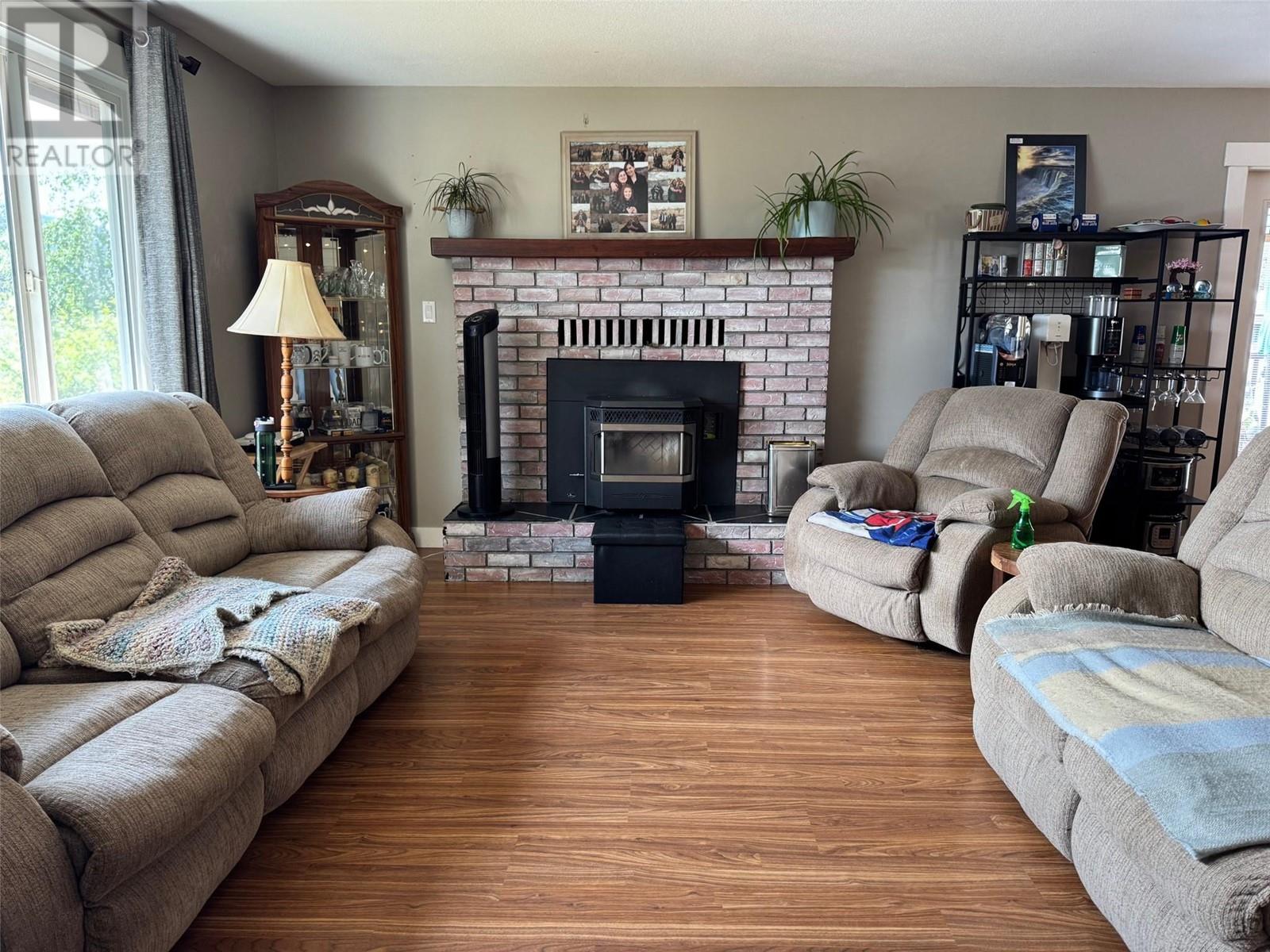 3399 Pineridge Drive, Merritt, British Columbia  V1K 1J5 - Photo 2 - 10350001