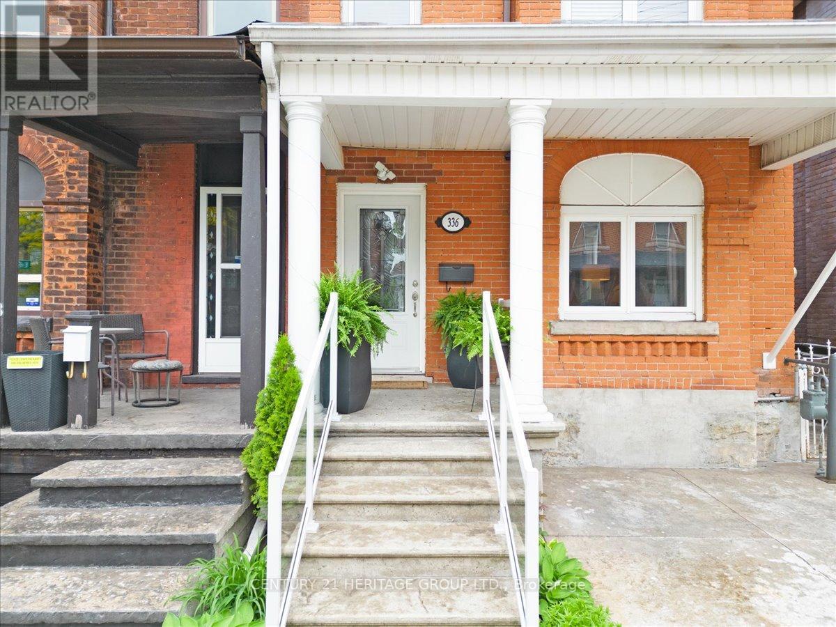 336 Emerald Street N, Hamilton, Ontario  L8L 5L3 - Photo 3 - X12190679