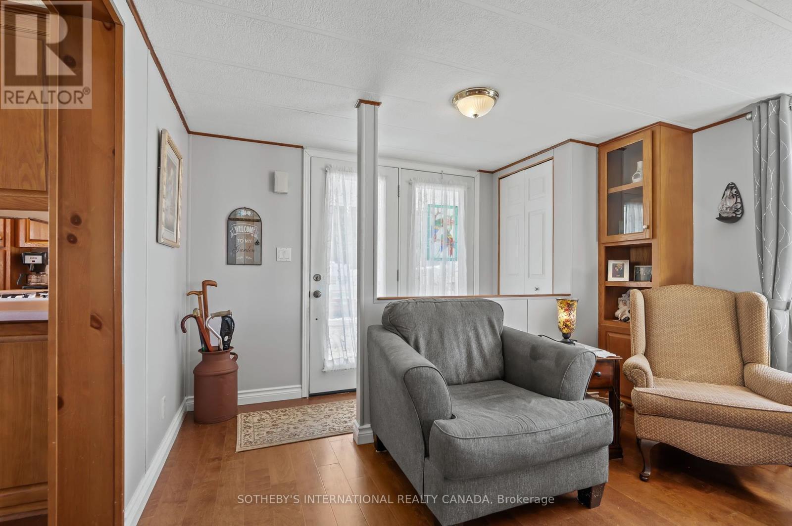 217 - 580 Beaver Creek Road, Waterloo, Ontario  N2J 3Z4 - Photo 7 - X12190687