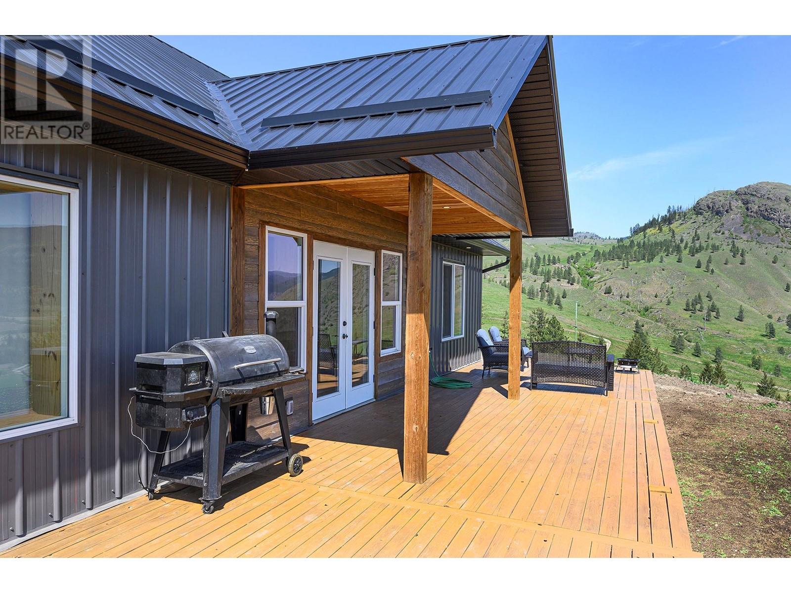 4688 Whiskers Hill Road, Pritchard, BC V0E2P0