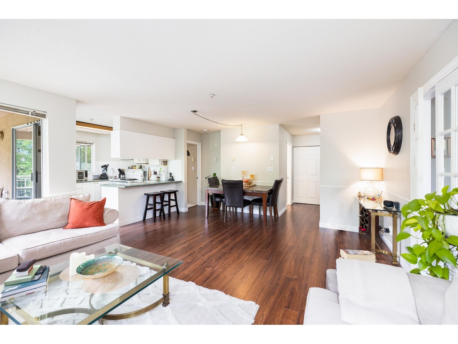 212 13733 74 Avenue, Surrey, British Columbia  V3W 1B8 - Photo 5 - R3010261