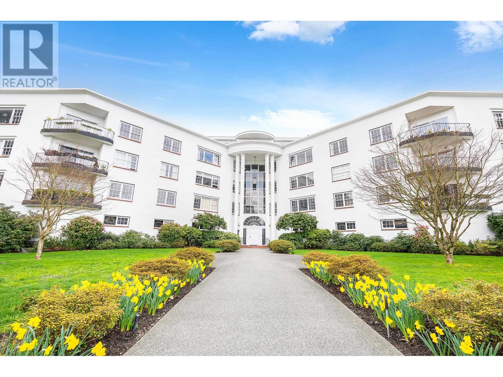 320 2890 POINT GREY ROAD, Vancouver, British Columbia