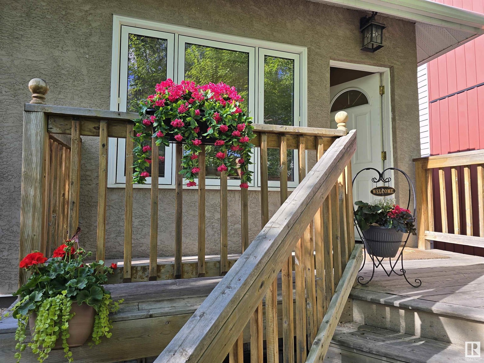 Property at 10942 80 AV NW image 3