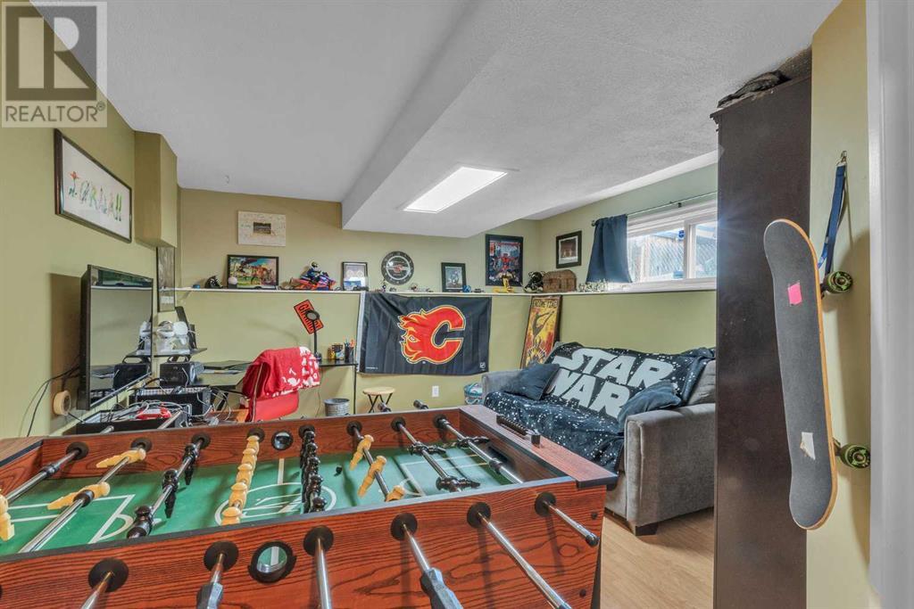 87 Falton Close Ne, Calgary, Alberta  T3J 1X2 - Photo 17 - A2223595