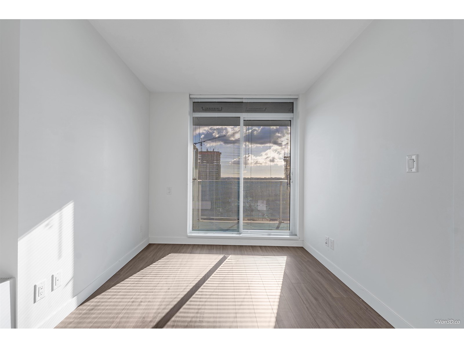 1601 13615 Fraser Highway, Surrey, British Columbia  V3T 0P7 - Photo 12 - R3009881