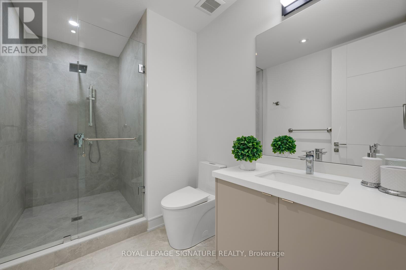 78 St Hubert Avenue, Toronto (East York), Ontario  M4J 3Z5 - Photo 44 - E12190736