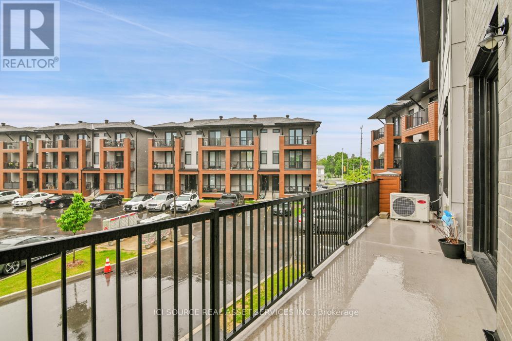 306 Rhonda Stewart Private, Ottawa, Ontario  K2S 1B9 - Photo 10 - X12156893