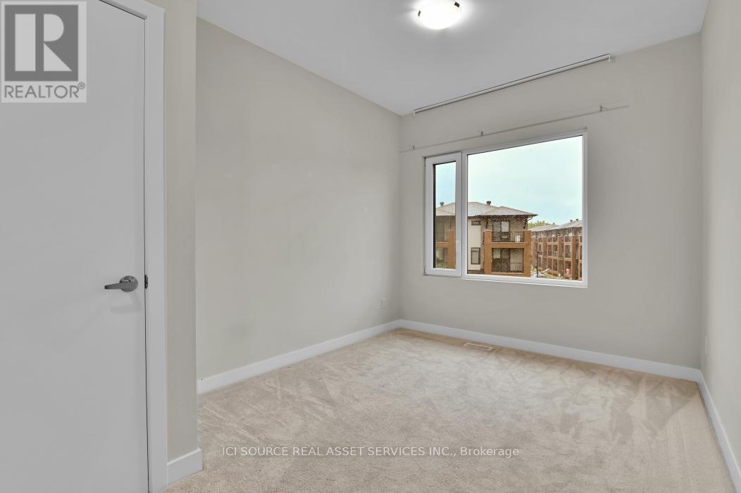 306 Rhonda Stewart Private, Ottawa, Ontario  K2S 1B9 - Photo 16 - X12156893