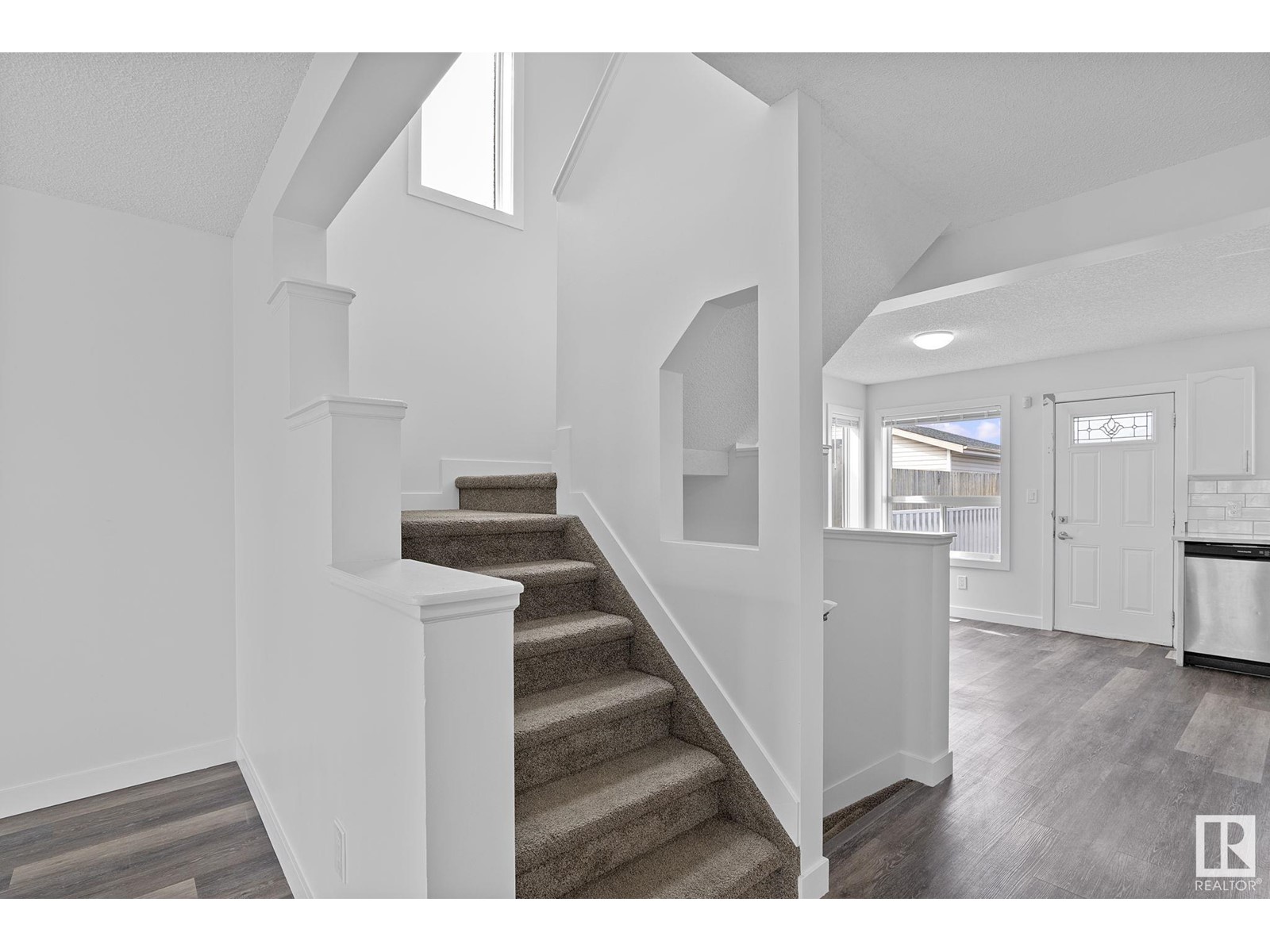 3836 24 St Nw, Edmonton, Alberta  T6T 1K6 - Photo 13 - E4439984