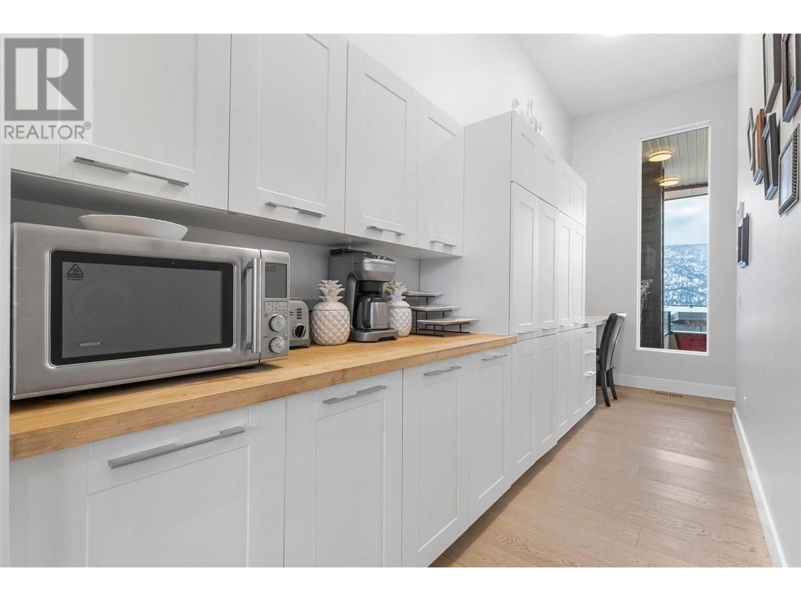 Property at 3583 McKinley Beach Drive image 3