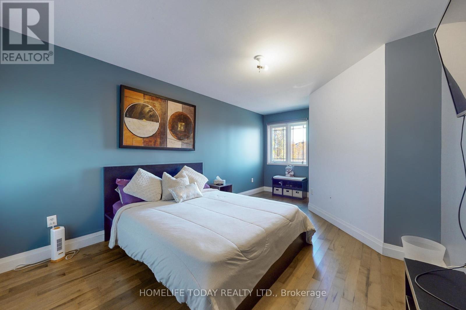 4 Kalmar Crescent, Richmond Hill, Ontario  L4E 3Z3 - Photo 40 - N12190755