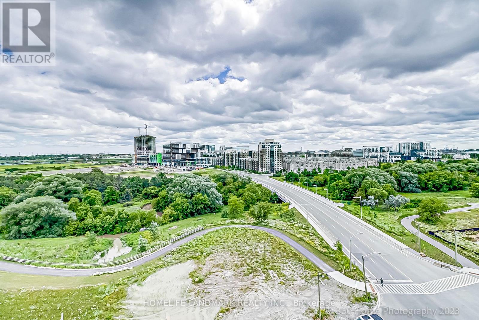 1103 - 8 Water Walk Drive, Markham, Ontario  L3R 6L4 - Photo 34 - N12190756