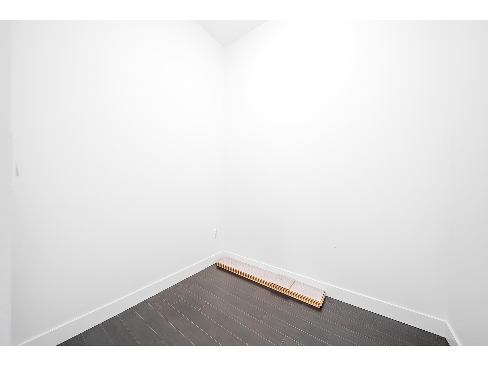 402 13555 Gateway Drive, Surrey, British Columbia  V3T 0B5 - Photo 12 - R3010218
