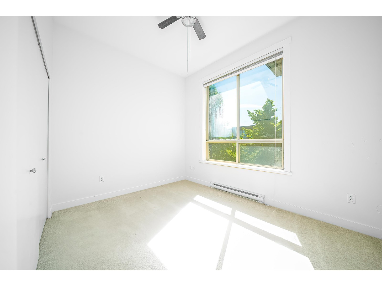 402 13555 Gateway Drive, Surrey, British Columbia  V3T 0B5 - Photo 10 - R3010218