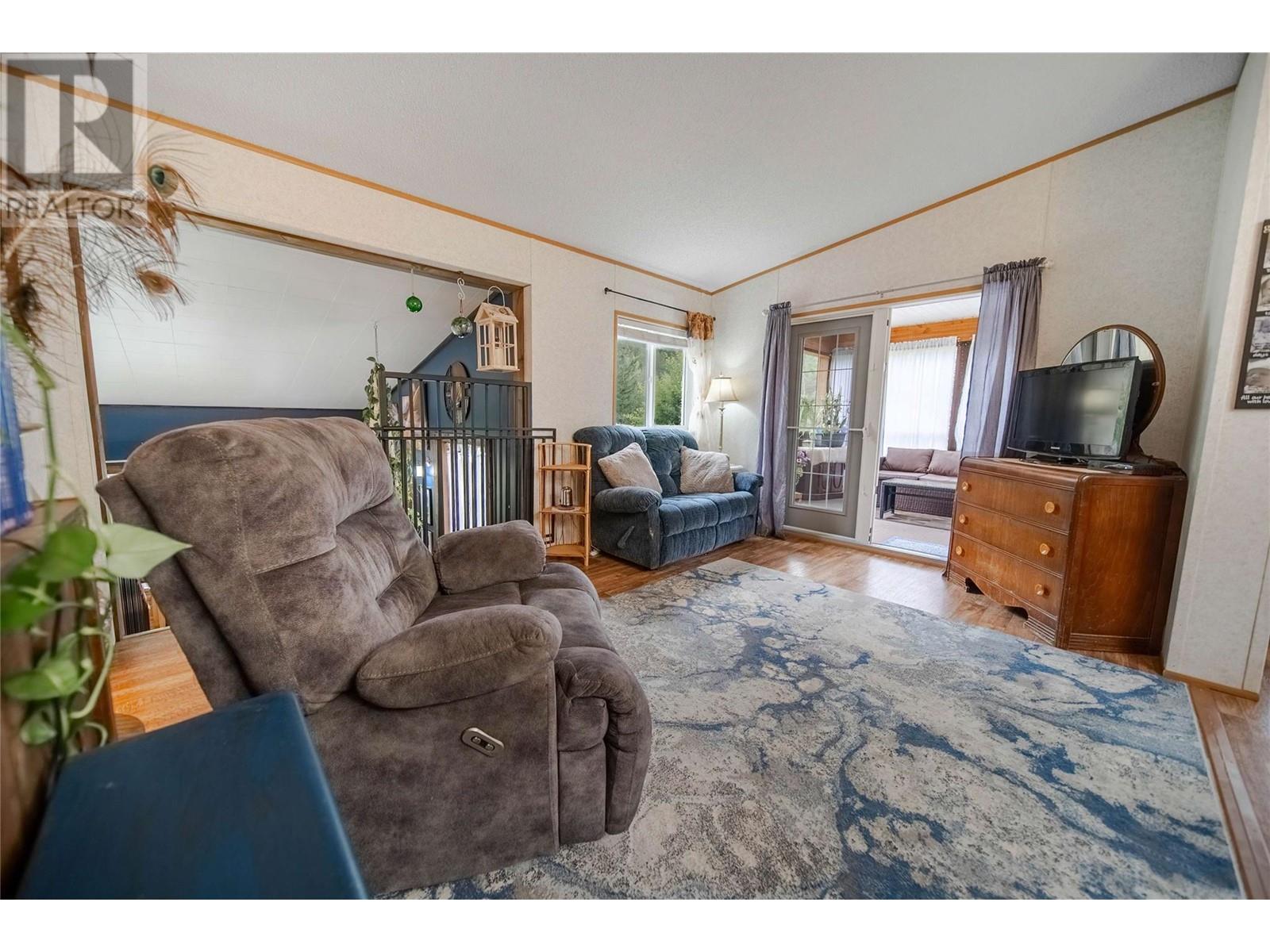 8201 Rock Creek Road, Galloway, British Columbia  V0B 1T2 - Photo 14 - 10349805