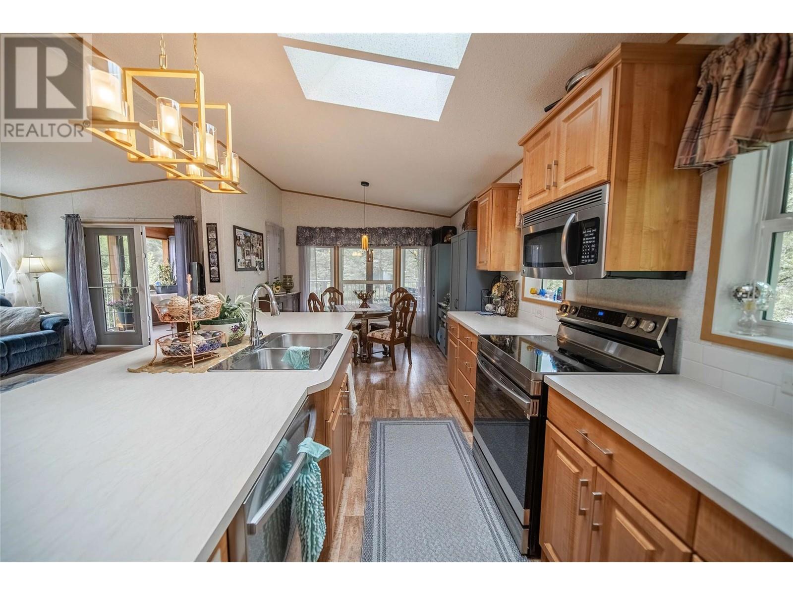 8201 Rock Creek Road, Galloway, British Columbia  V0B 1T2 - Photo 21 - 10349805