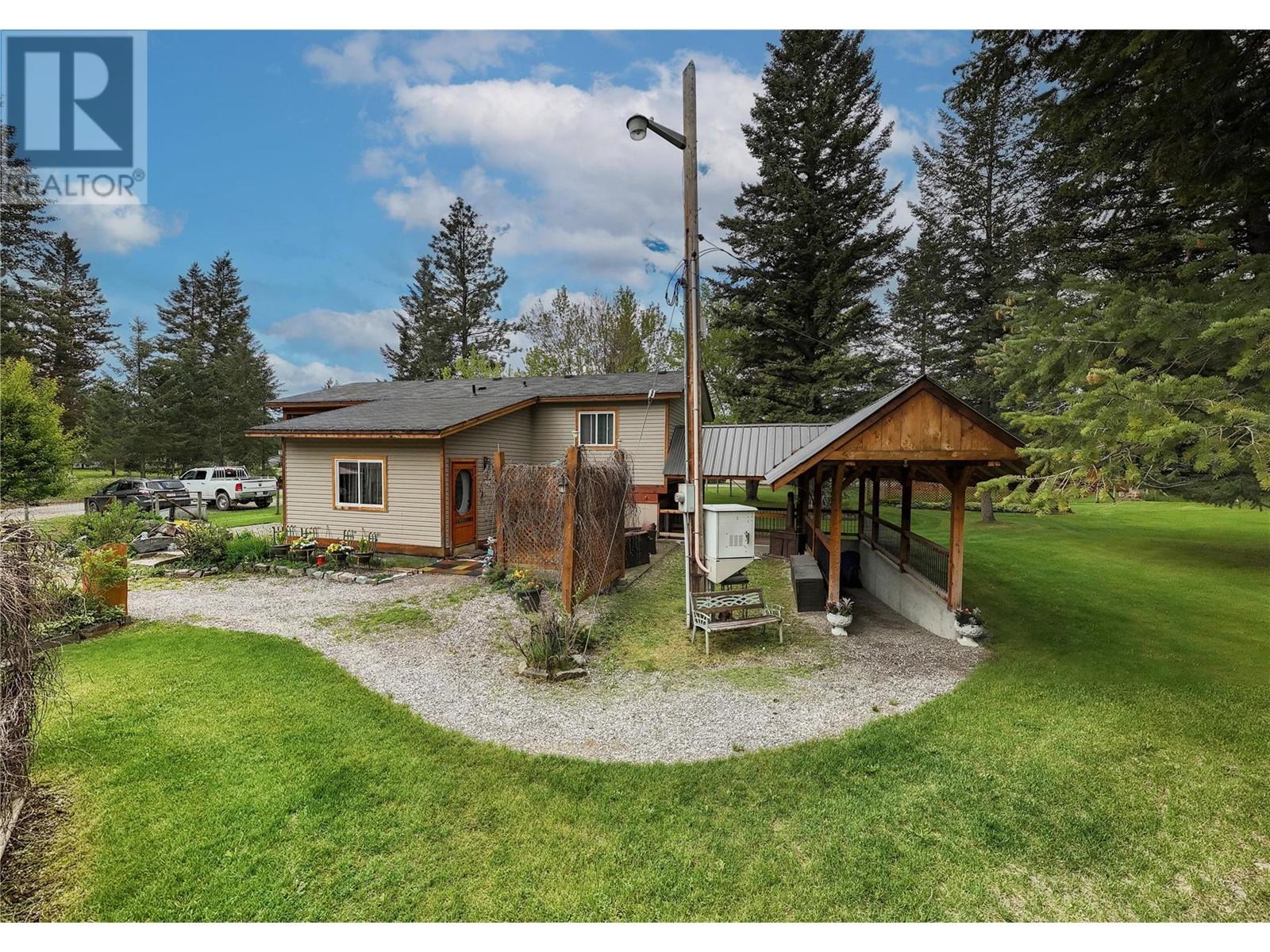 8201 Rock Creek Road, Galloway, British Columbia  V0B 1T2 - Photo 4 - 10349805