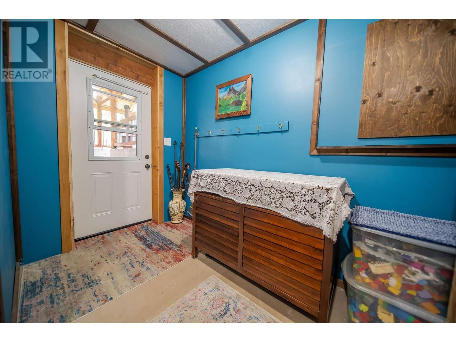 8201 Rock Creek Road, Galloway, BC V0B1T2