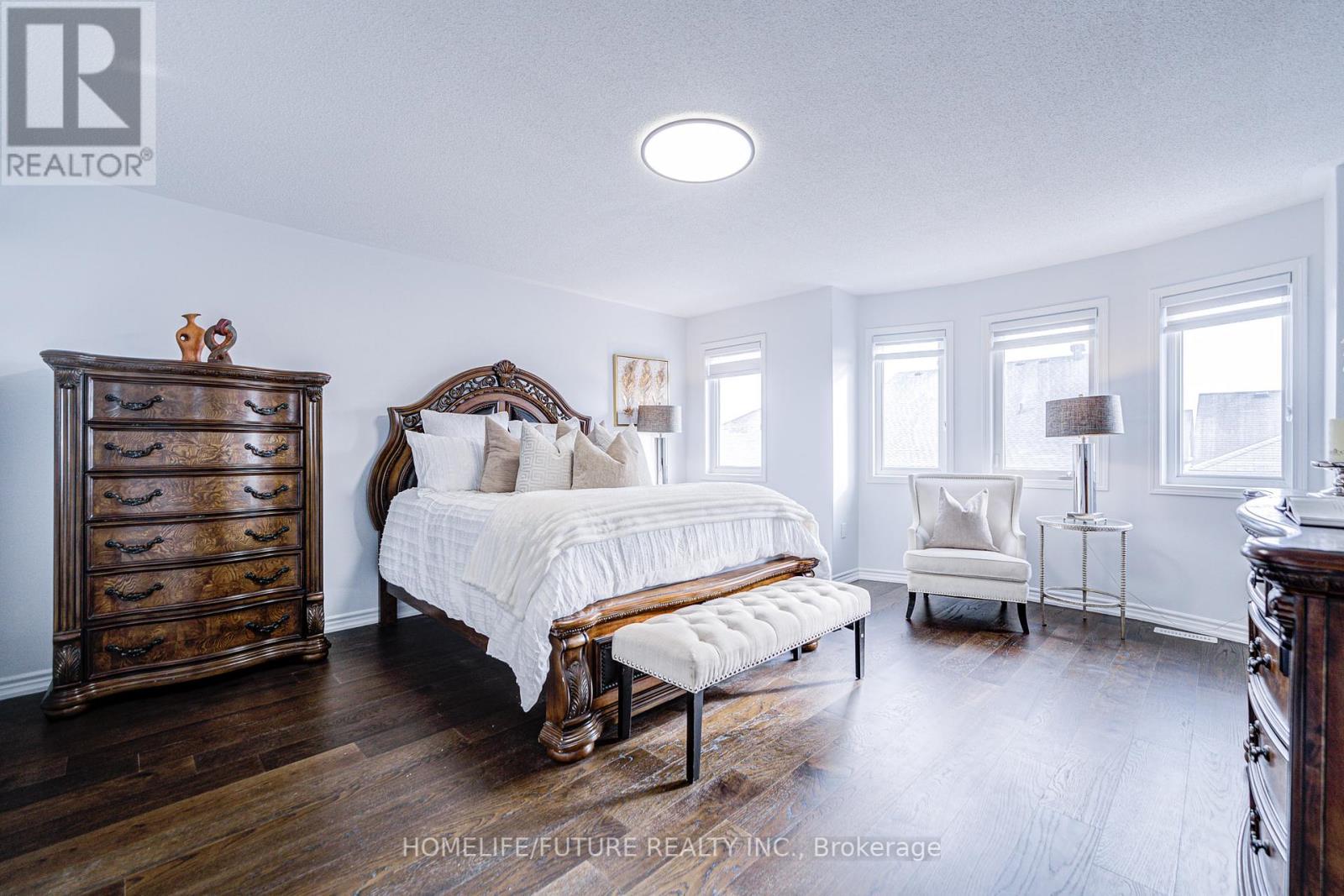 342 Laundon Terrace, Milton, Ontario  L9T 7N9 - Photo 29 - W12190746