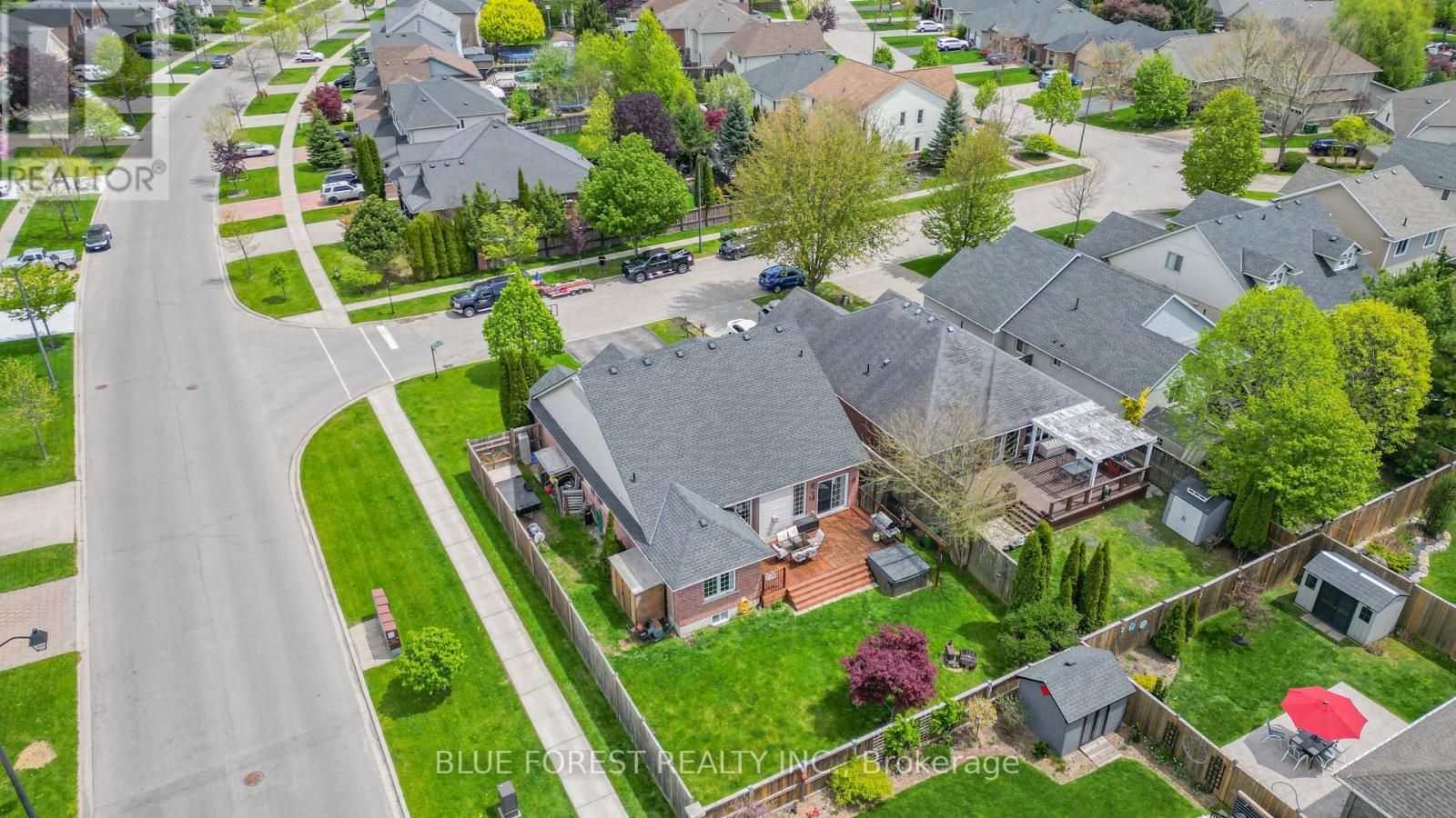 57 Augusta Crescent, St. Thomas, Ontario  N5R 6K1 - Photo 39 - X12190785