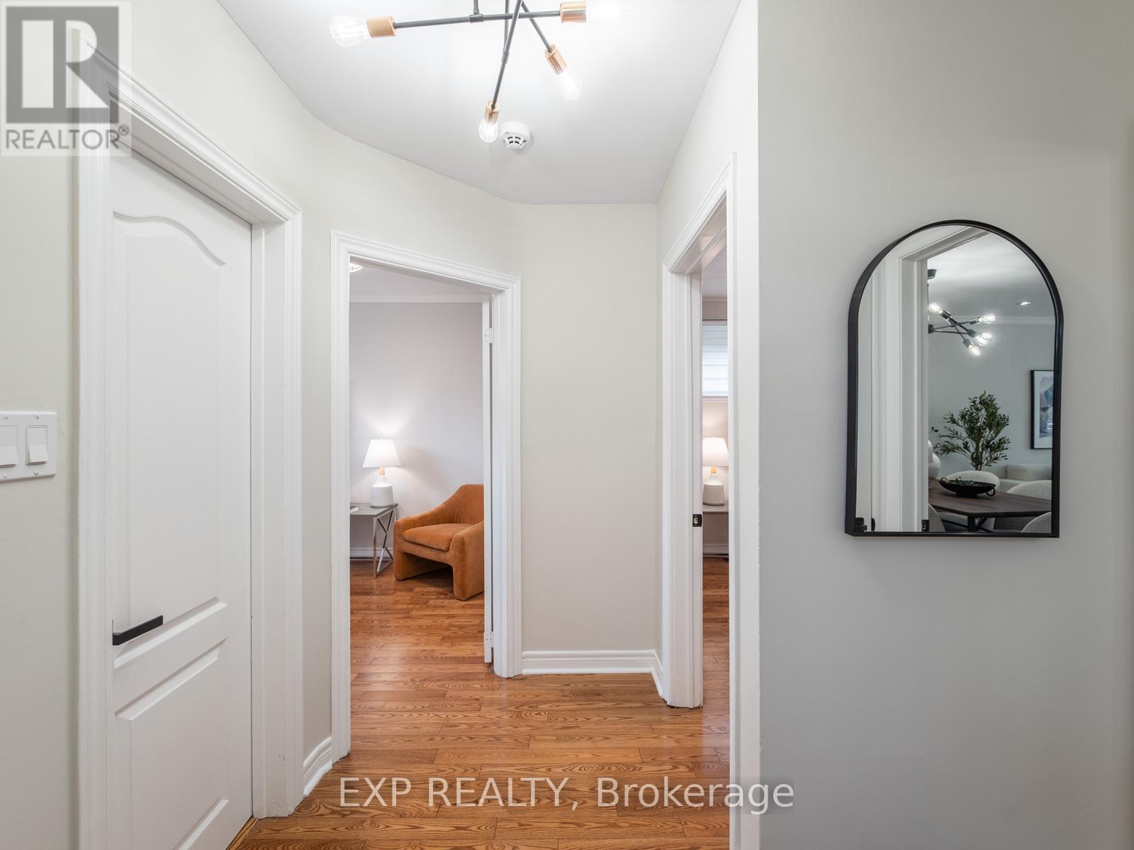 210 Ashlar Road, Richmond Hill, Ontario  L4C 2W6 - Photo 14 - N12190563