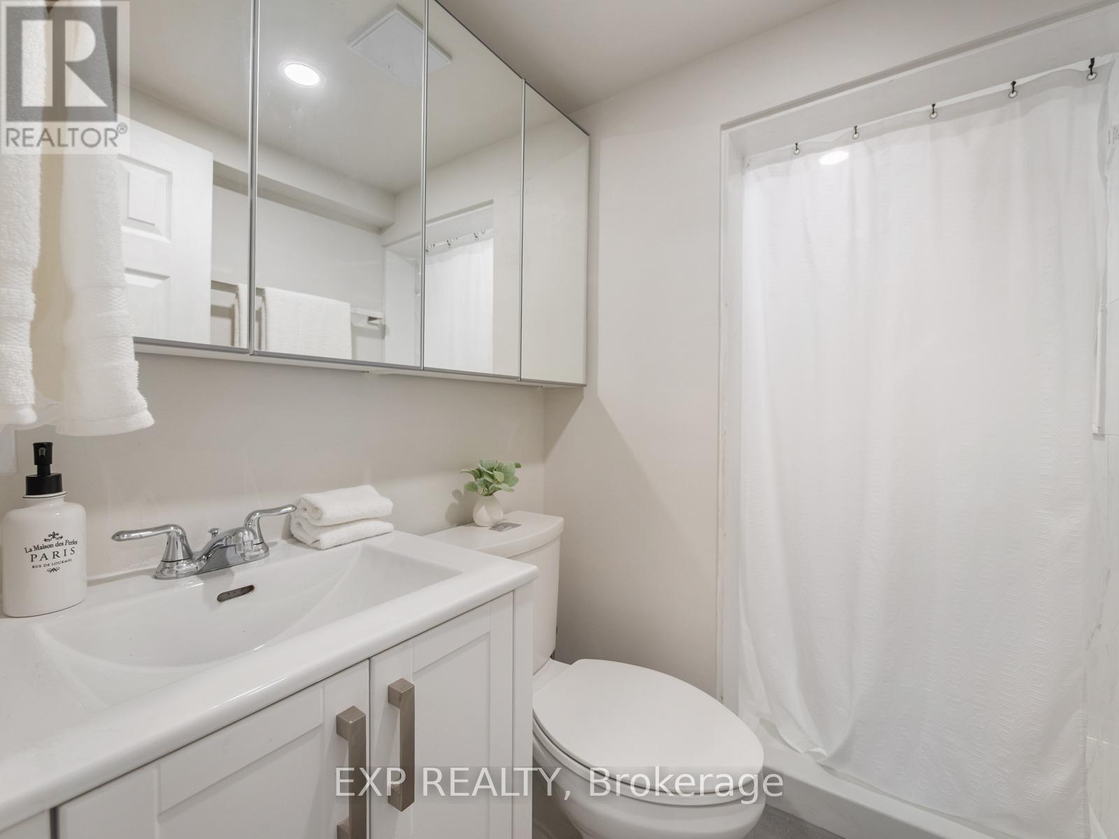 210 Ashlar Road, Richmond Hill, Ontario  L4C 2W6 - Photo 36 - N12190563