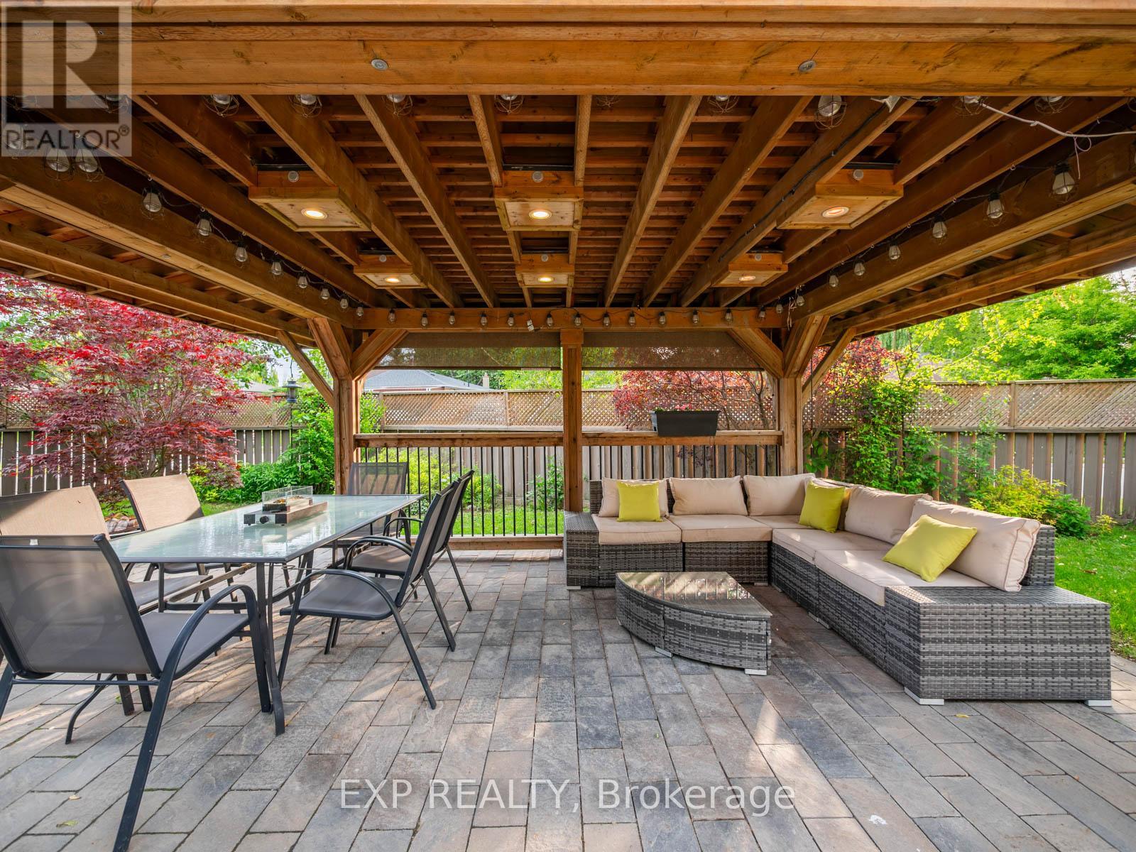 210 Ashlar Road, Richmond Hill, Ontario  L4C 2W6 - Photo 47 - N12190563