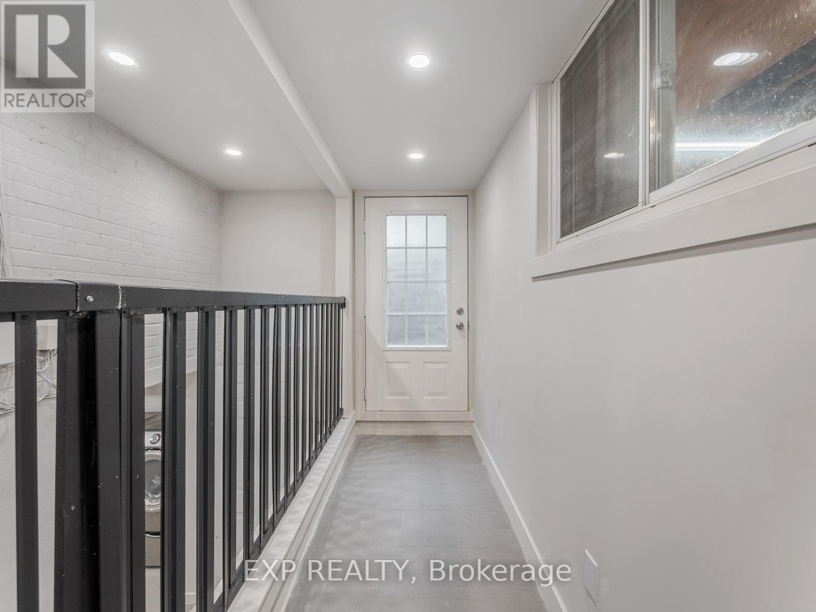 210 Ashlar Road, Richmond Hill, Ontario  L4C 2W6 - Photo 40 - N12190563